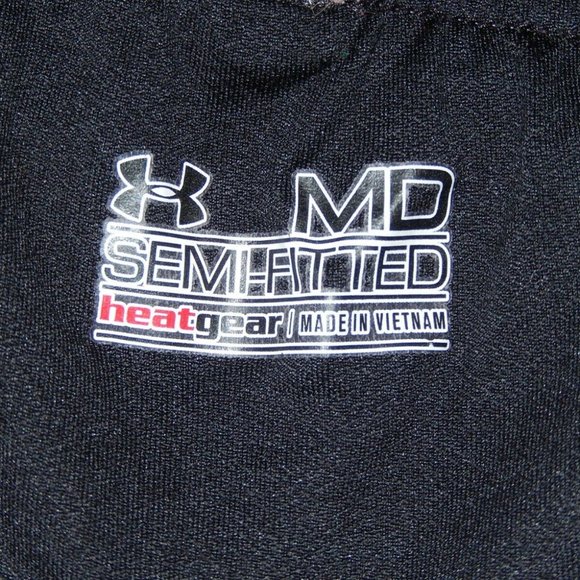 Under Armour Medium Shorts Gray Logo Pink Trim Shorts - Picture 3 of 5